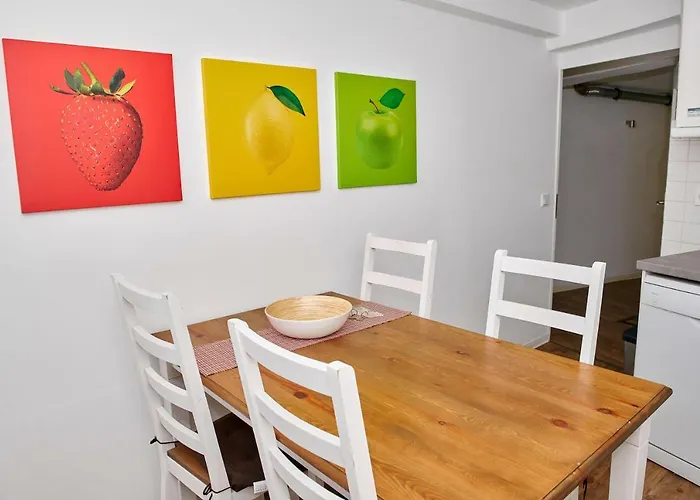 Pensión Townhouse 3*